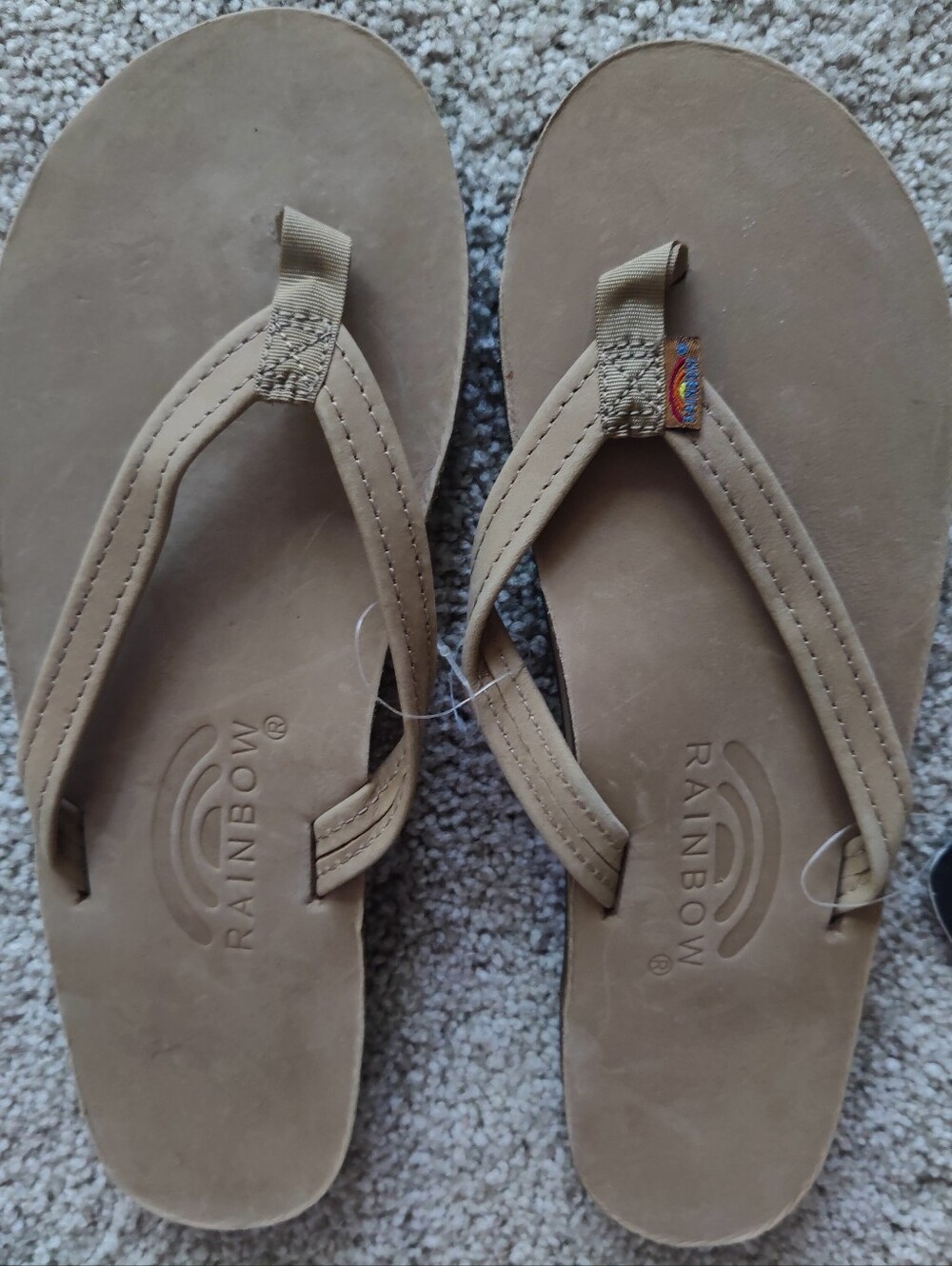 Rainbow Women's Neutral Tan Leather Flip Flops. Medium 6 1/2 - 7 1/2. NWT. - Picture 6 of 6